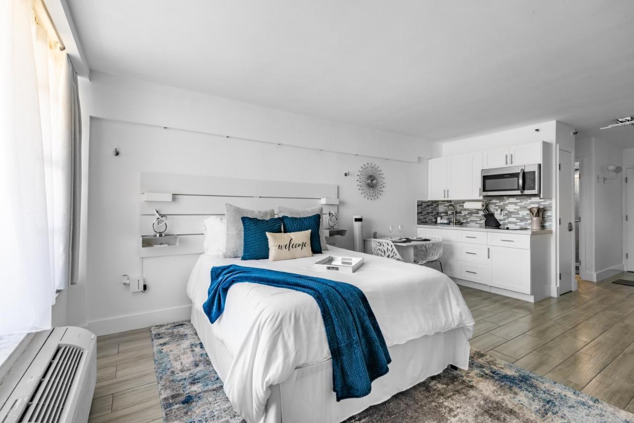 Newly Renovated Oceanfront Studio W/ Balcony - Daytona Beach Leilighet Eksteriør bilde