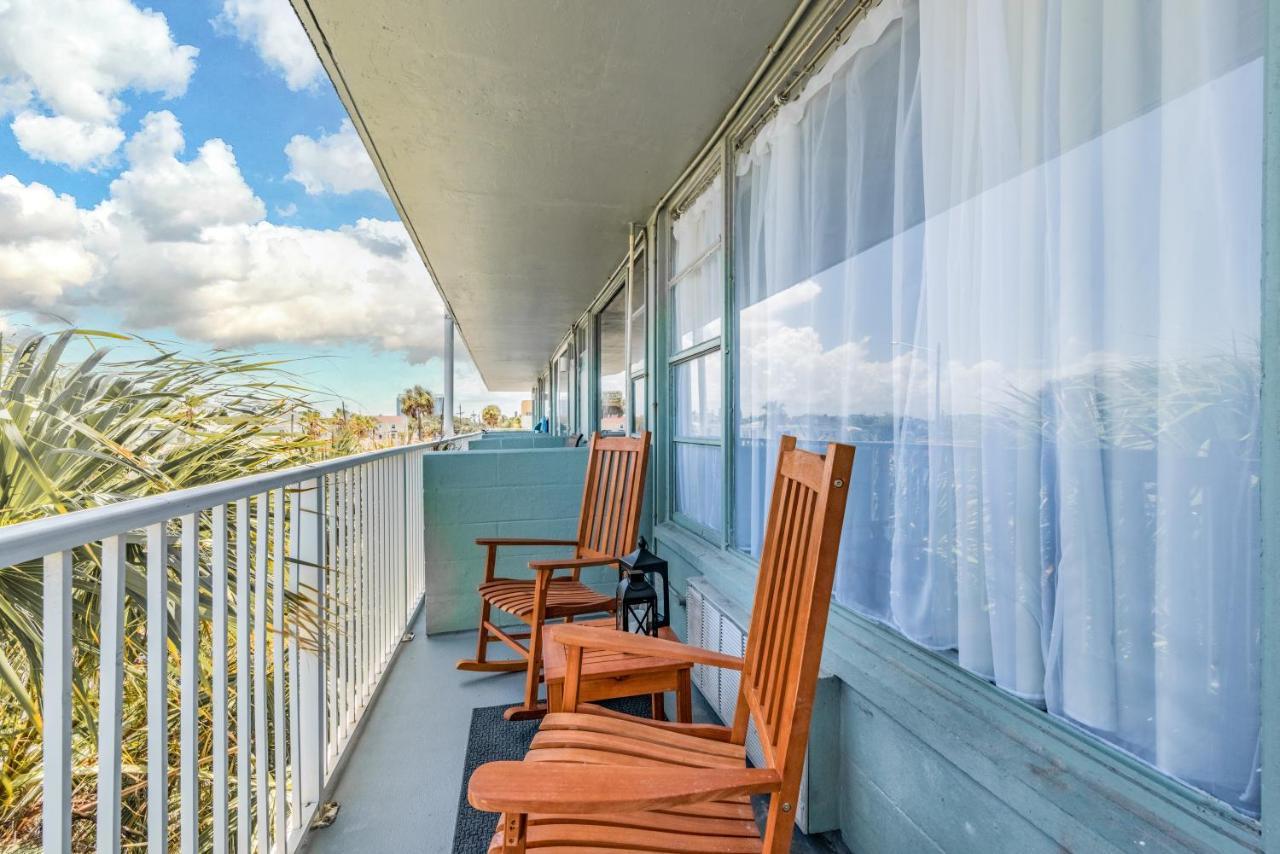 Newly Renovated Oceanfront Studio W/ Balcony - Daytona Beach Leilighet Eksteriør bilde
