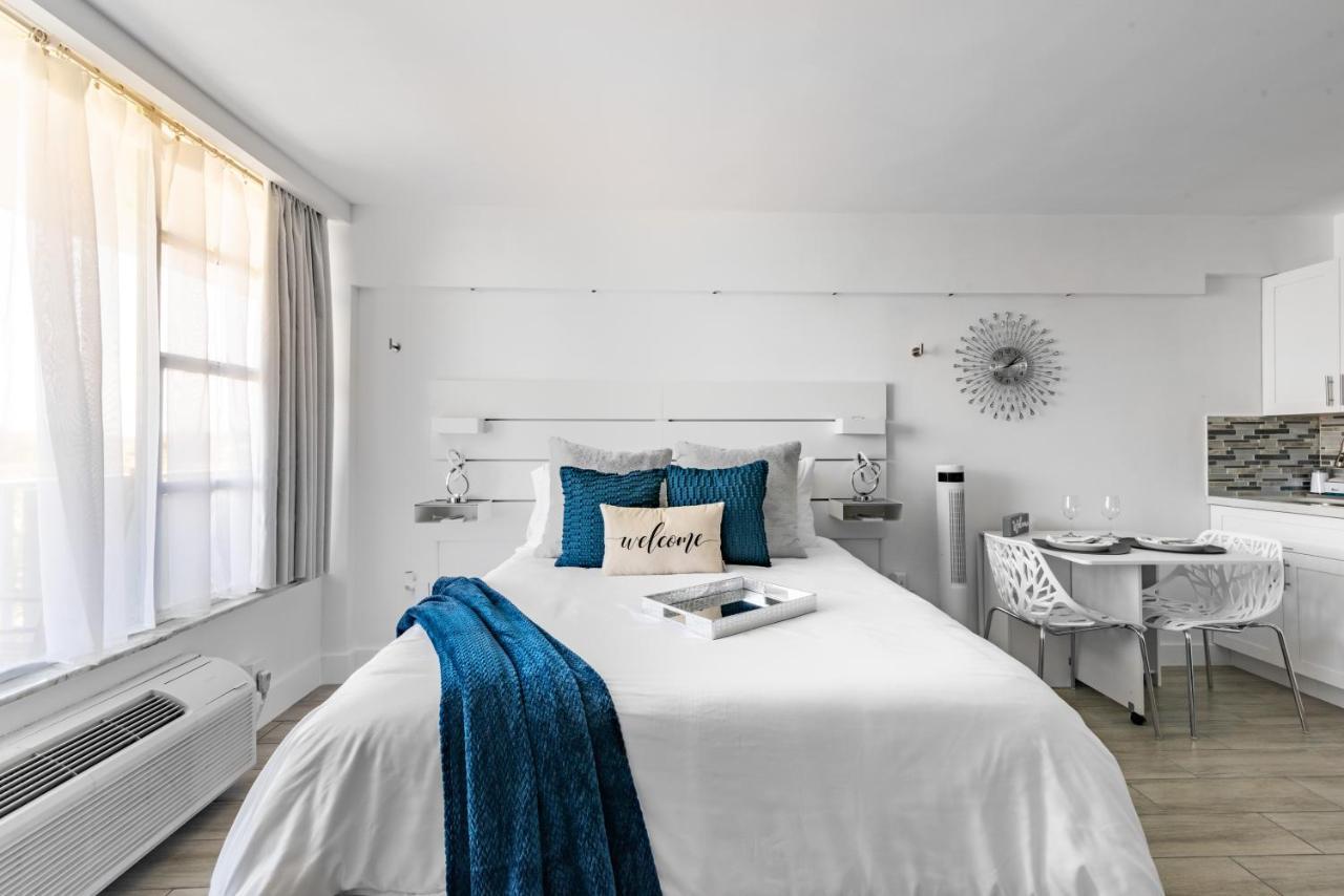 Newly Renovated Oceanfront Studio W/ Balcony - Daytona Beach Leilighet Eksteriør bilde