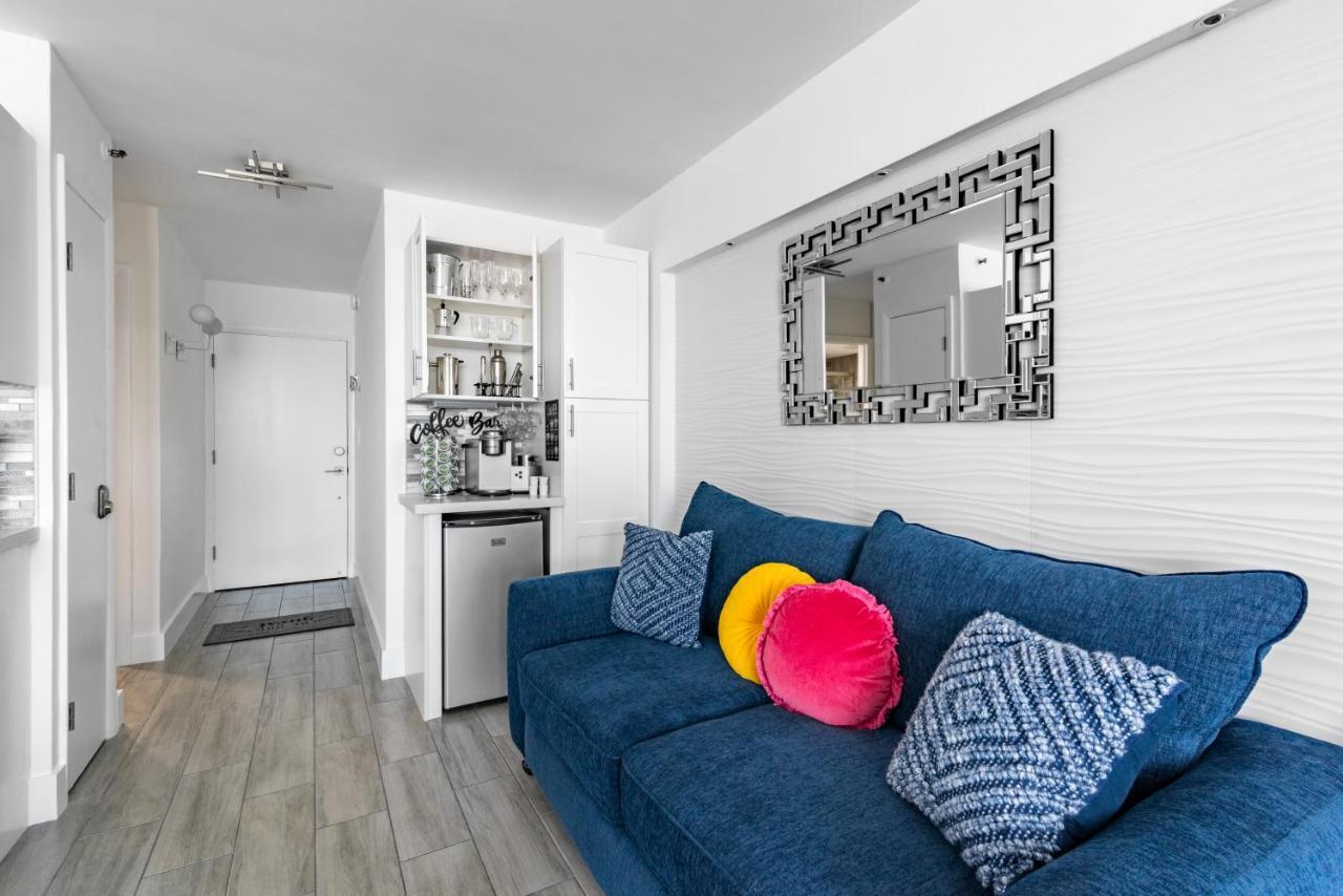 Newly Renovated Oceanfront Studio W/ Balcony - Daytona Beach Leilighet Eksteriør bilde